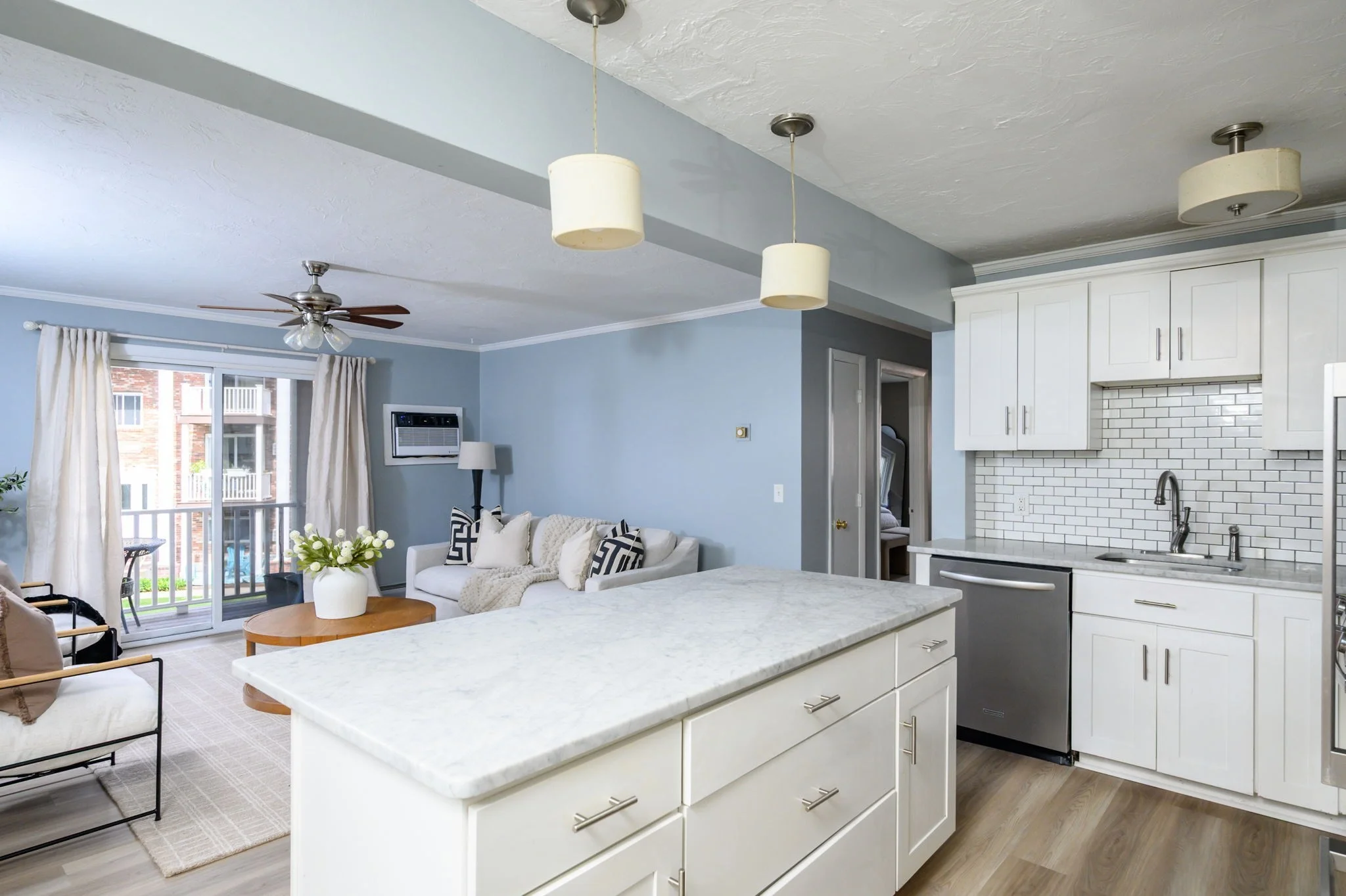 2 bed, 1 bath apartment for rent at 1801 Ocean St Unit B-21, Marshfield — photo 6 of 21