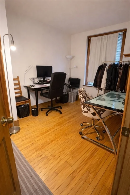4 bed, 2 bath apartment for rent at 1802 Massachusetts Ave Unit 12, Neighborhood Nine — photo 5 of 17