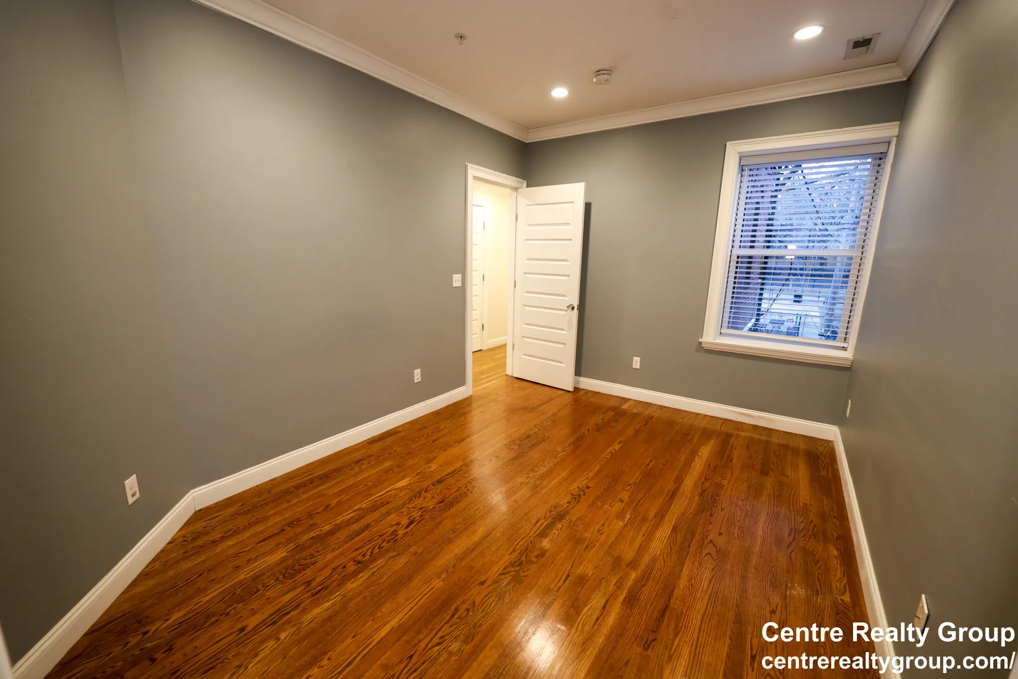 3 bed, 2 bath apartment for rent at 1803 Beacon St Unit 1, Brookline — photo 17 of 26