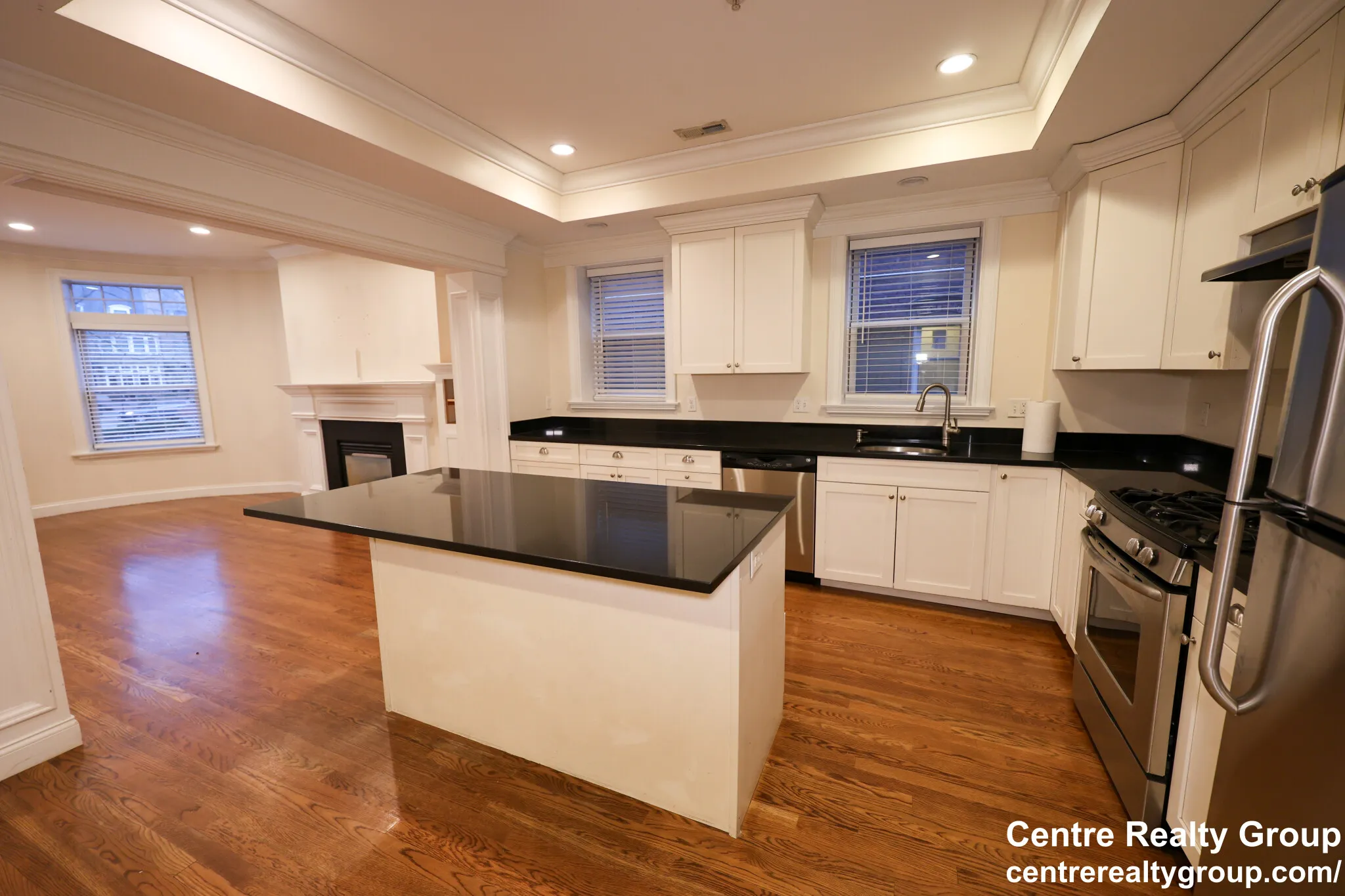 3 bed, 2 bath apartment for rent at 1803 Beacon St Unit 1, Brookline — photo 3 of 26