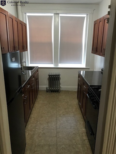 1 bed, 1 bath apartment for rent at 1803 Commonwealth Ave Unit 13, Brighton — photo 3 of 12