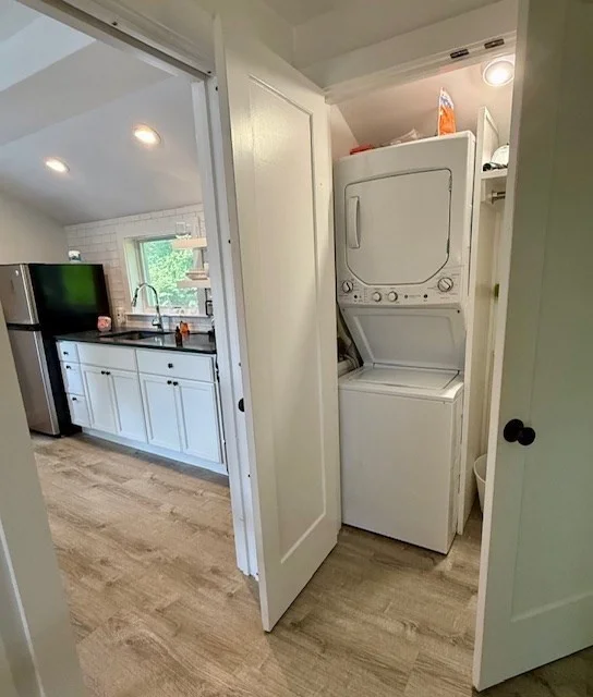 1 bed, 1 bath apartment for rent at 1809-A Main Rd Unit WINTER RENT, Westport Point — photo 5 of 8