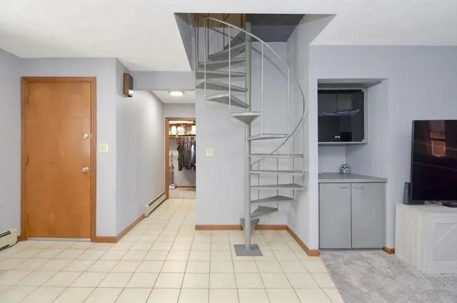 3 bed, 1 bath apartment for rent at 181 Belmont St Unit 2, Everett — photo 8 of 14