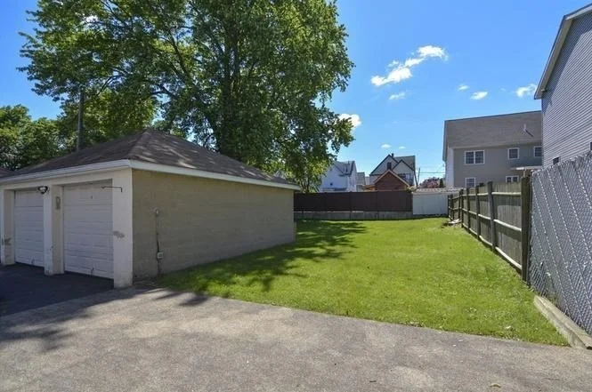 3 bed, 1 bath apartment for rent at 181 Belmont St Unit 2, Everett — photo 12 of 14