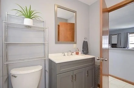 3 bed, 1 bath apartment for rent at 181 Belmont St Unit 2, Everett — photo 11 of 14