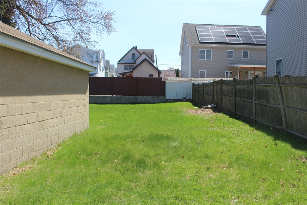 1 bed, 1 bath apartment for rent at 181 Belmont Unit 1, Everett — photo 18 of 18