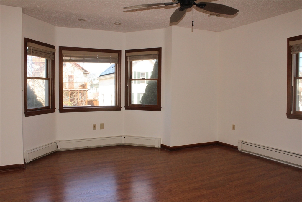 1 bed, 1 bath apartment for rent at 181 Belmont Unit 1, Everett — photo 9 of 18