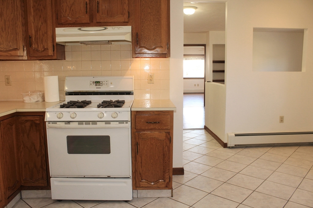 1 bed, 1 bath apartment for rent at 181 Belmont Unit 1, Everett — photo 3 of 18