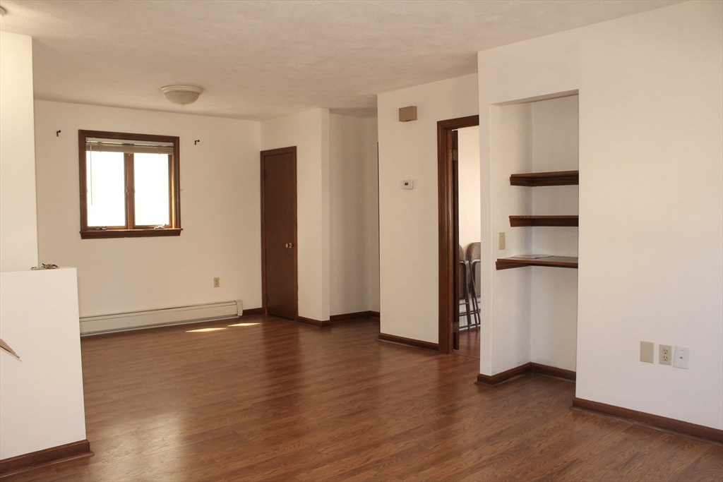 1 bed, 1 bath apartment for rent at 181 Belmont Unit 1, Everett — photo 7 of 18