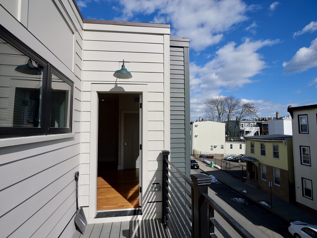 1 bed, 1 bath apartment for rent at 181 Bennington St Unit 3, East Boston — photo 1 of 8