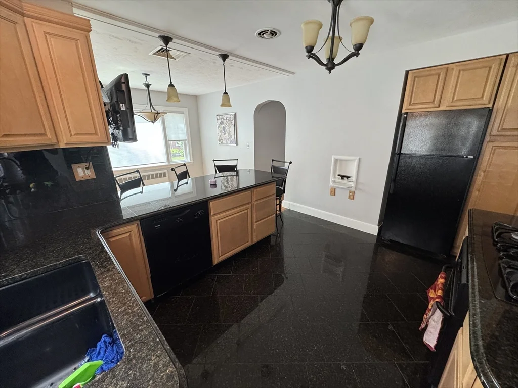 2 bed, 2 bath apartment for rent at 181 Bonad Rd Unit SF, Chestnut Hill — photo 5 of 20
