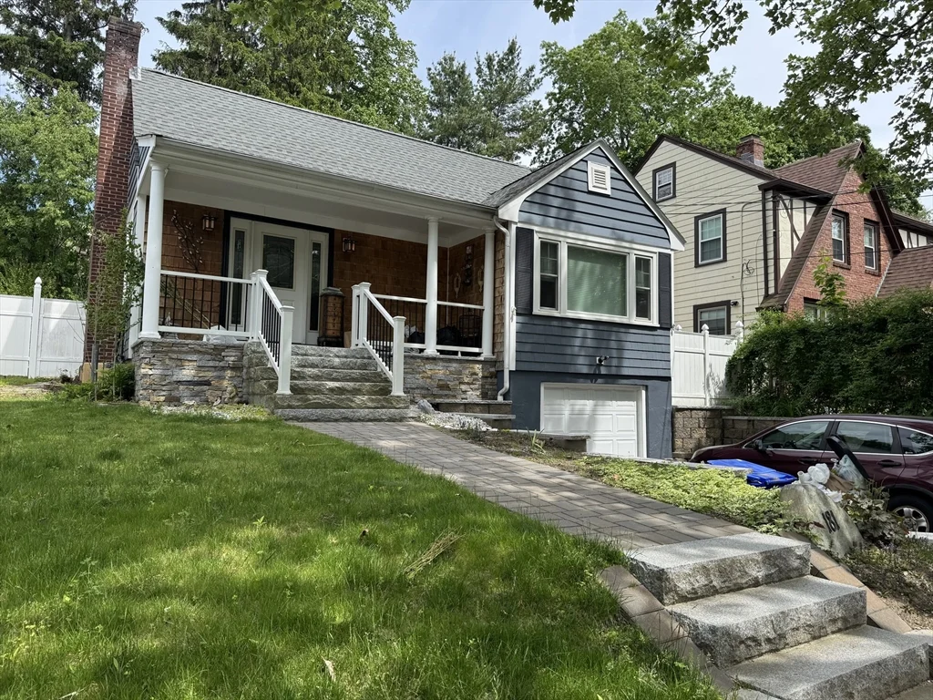 2 bed, 2 bath apartment for rent at 181 Bonad Rd Unit SF, Chestnut Hill — photo 1 of 20