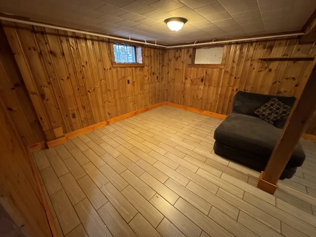 2 bed, 2 bath apartment for rent at 181 Bonad Rd Unit SF, Chestnut Hill — photo 15 of 20