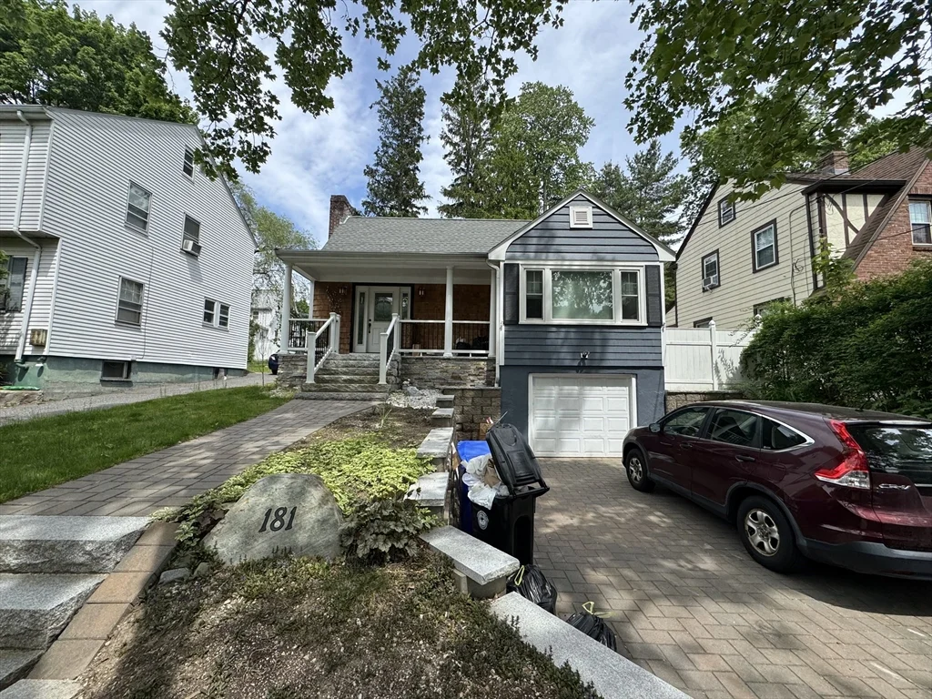 2 bed, 2 bath apartment for rent at 181 Bonad Rd Unit SF, Chestnut Hill — photo 2 of 20