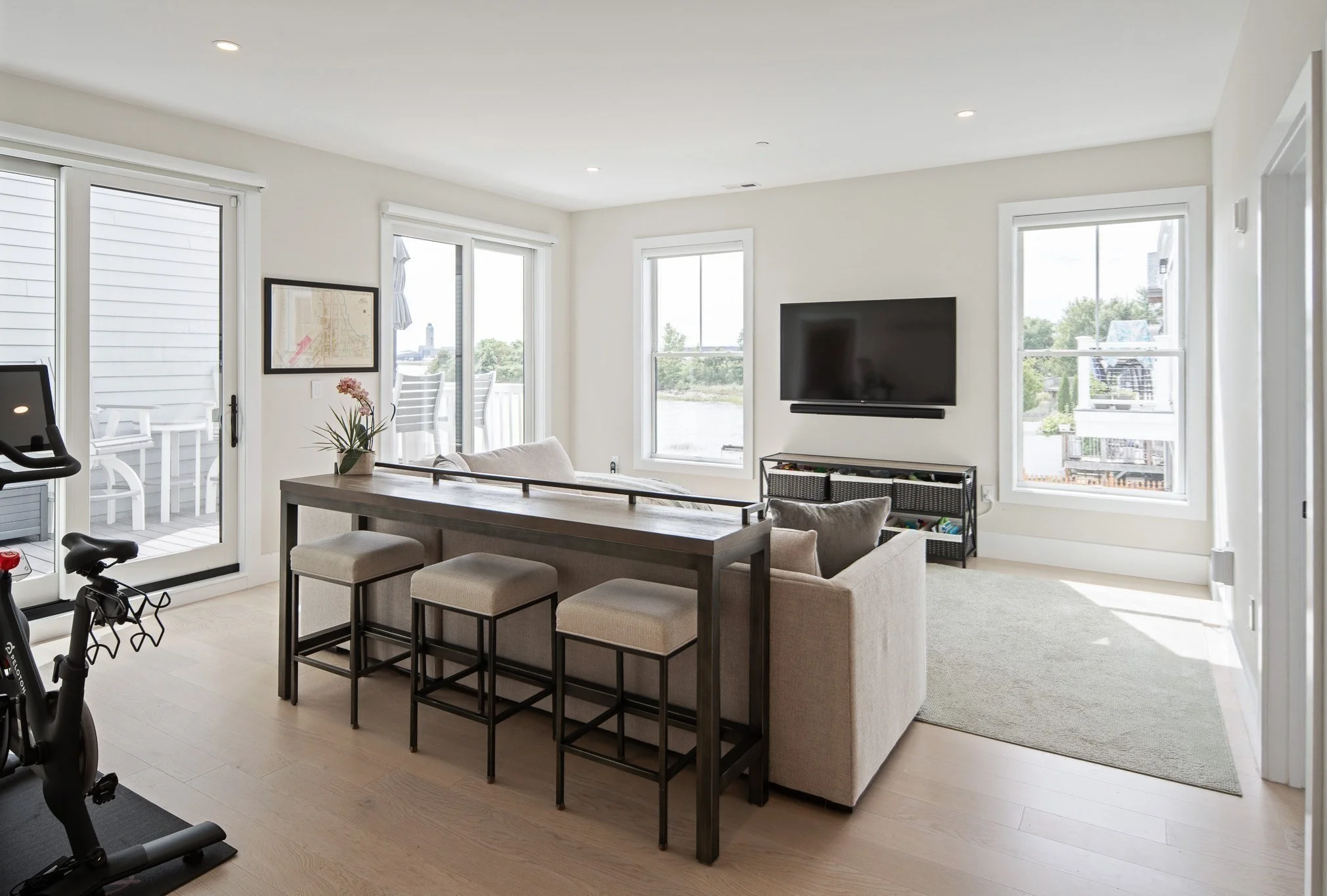 2 bed, 2 bath apartment for rent at 181 Coleridge St Unit C, East Boston