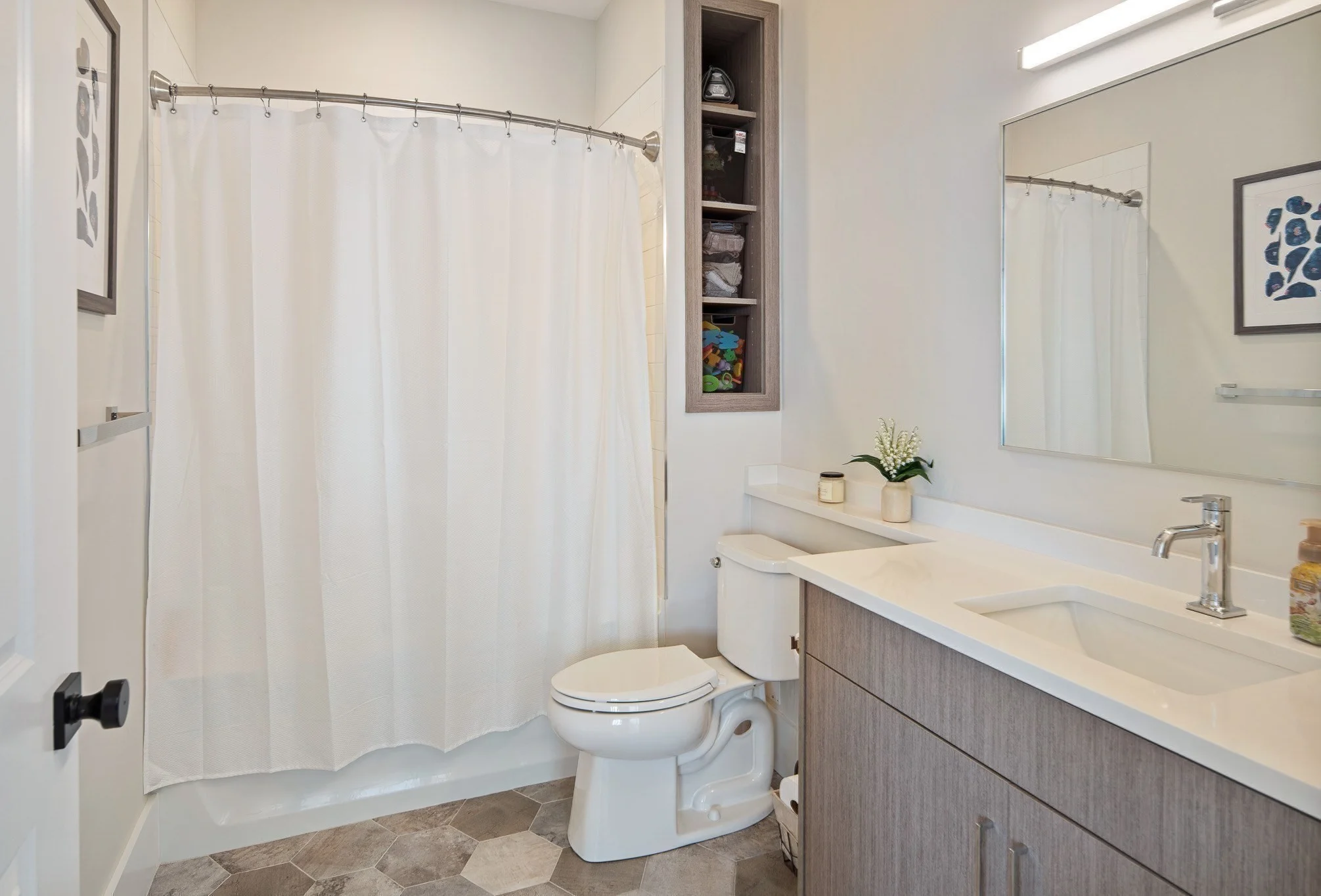 2 bed, 2 bath apartment for rent at 181 Coleridge St Unit C, East Boston — photo 23 of 32