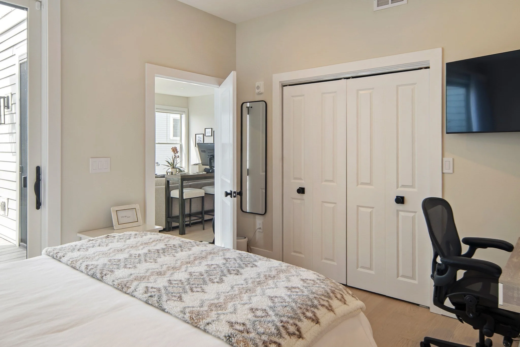 2 bed, 2 bath apartment for rent at 181 Coleridge St Unit C, East Boston — photo 15 of 32