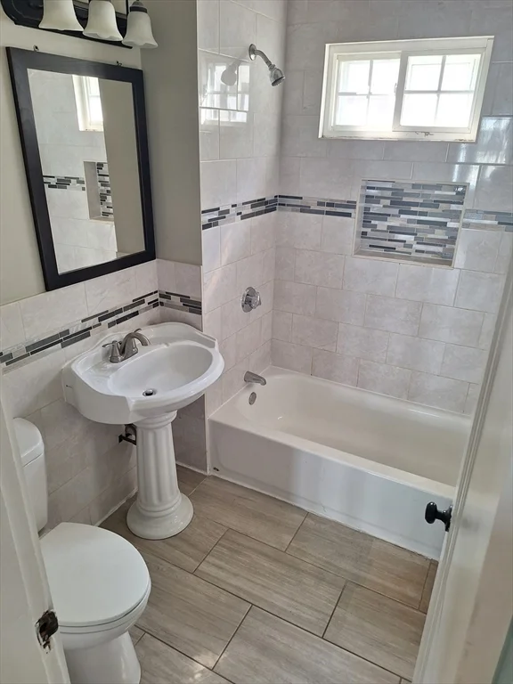 4 bed, 1 bath apartment for rent at 181 Congress Ave Unit 1, Chelsea — photo 4 of 11