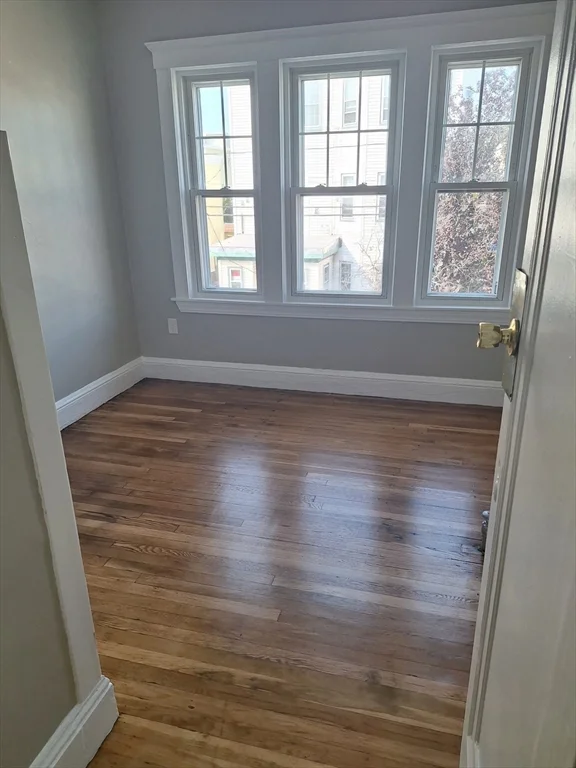 4 bed, 1 bath apartment for rent at 181 Congress Ave Unit 1, Chelsea — photo 10 of 11