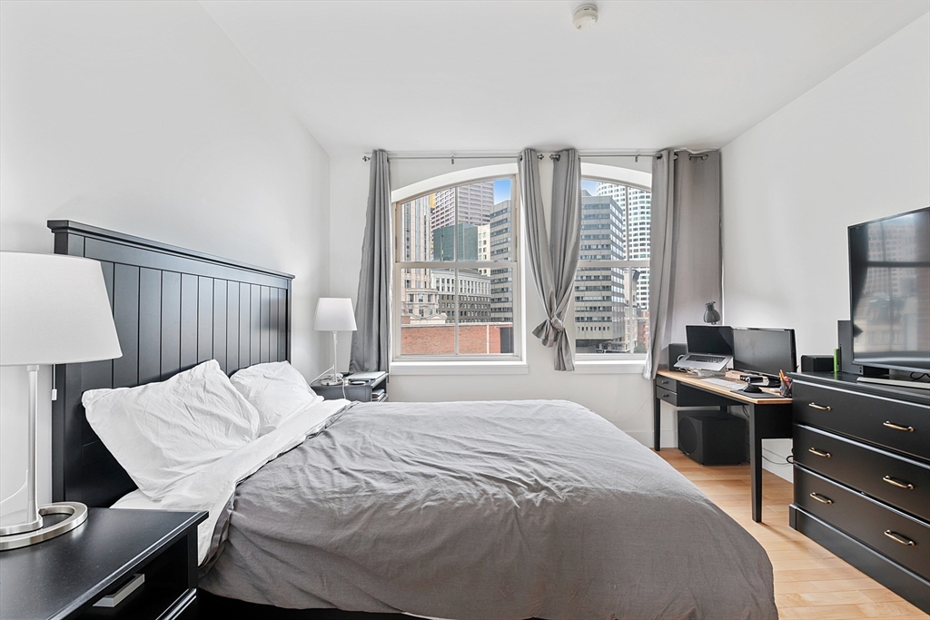 2 bed, 2 bath apartment for rent at 181 Essex Unit E702, Leather District — photo 5 of 17