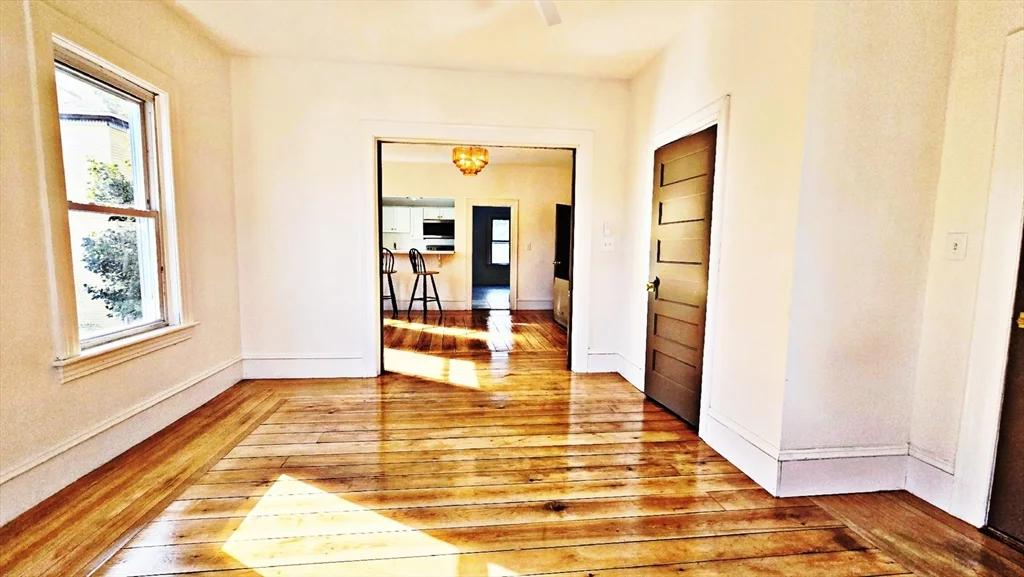 3 bed, 1 bath apartment for rent at 181 Foster St Unit 2, Fall River — photo 10 of 27