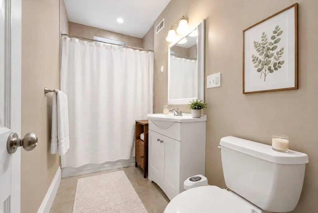 3 bed, 2 bath apartment for rent at 181 Harvard St Unit 2, Coolidge Corner — photo 11 of 13