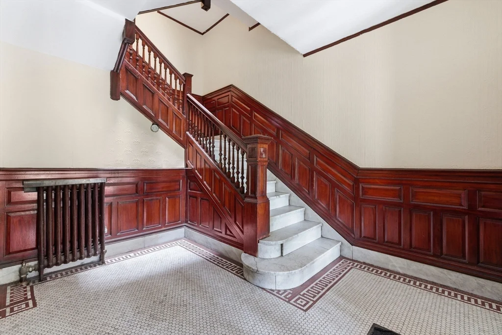 3 bed, 2 bath apartment for rent at 181 Harvard St Unit 2, Coolidge Corner — photo 12 of 13
