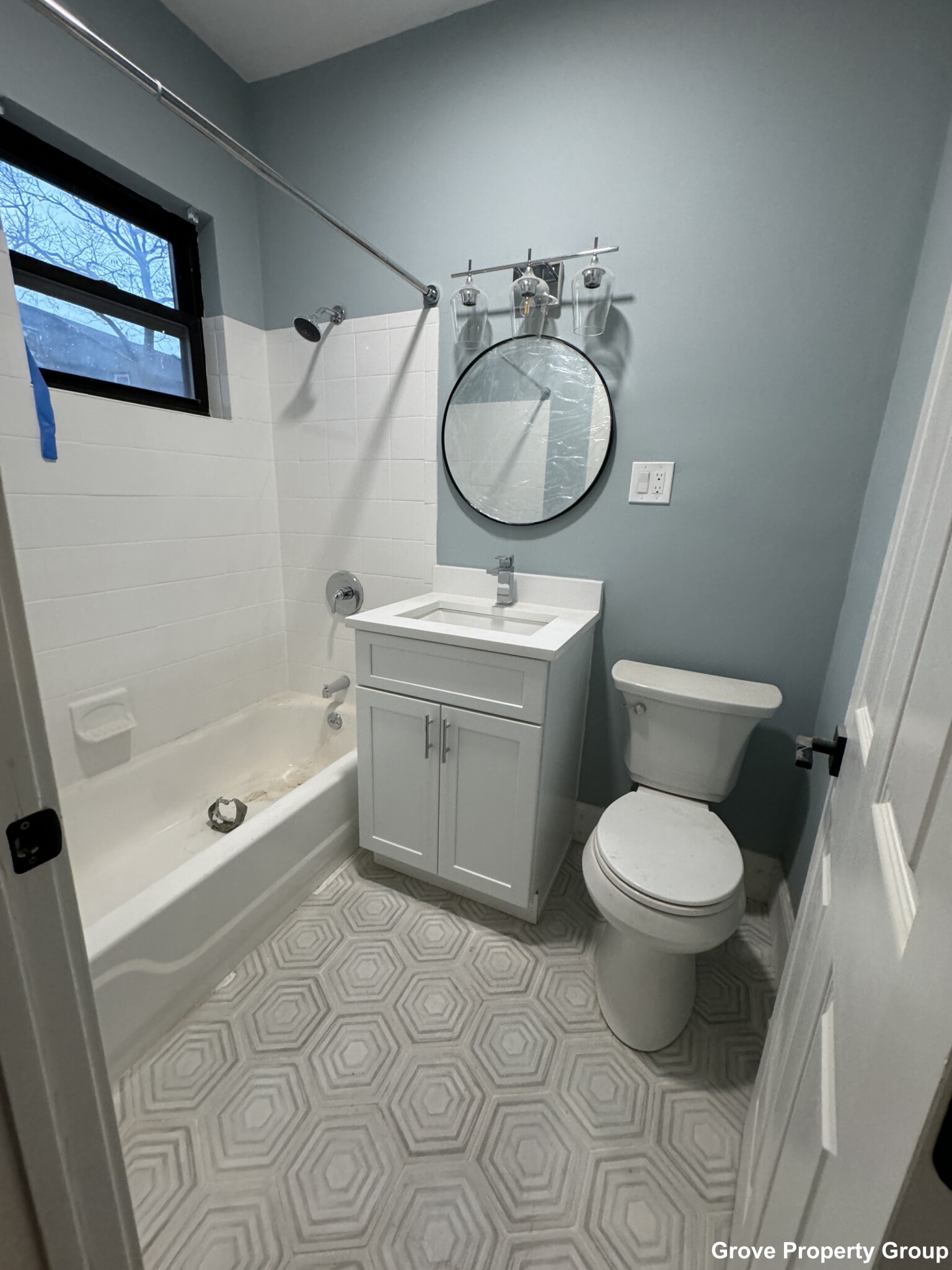 2 bed, 2 bath apartment for rent at 181 Highland St Unit 3, Roxbury — photo 4 of 6