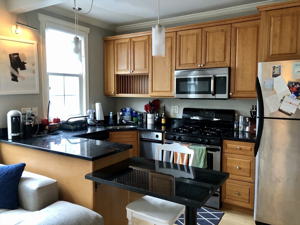 1 bed, 1 bath apartment for rent at 181 K St Unit 2, South Boston — photo 9 of 11