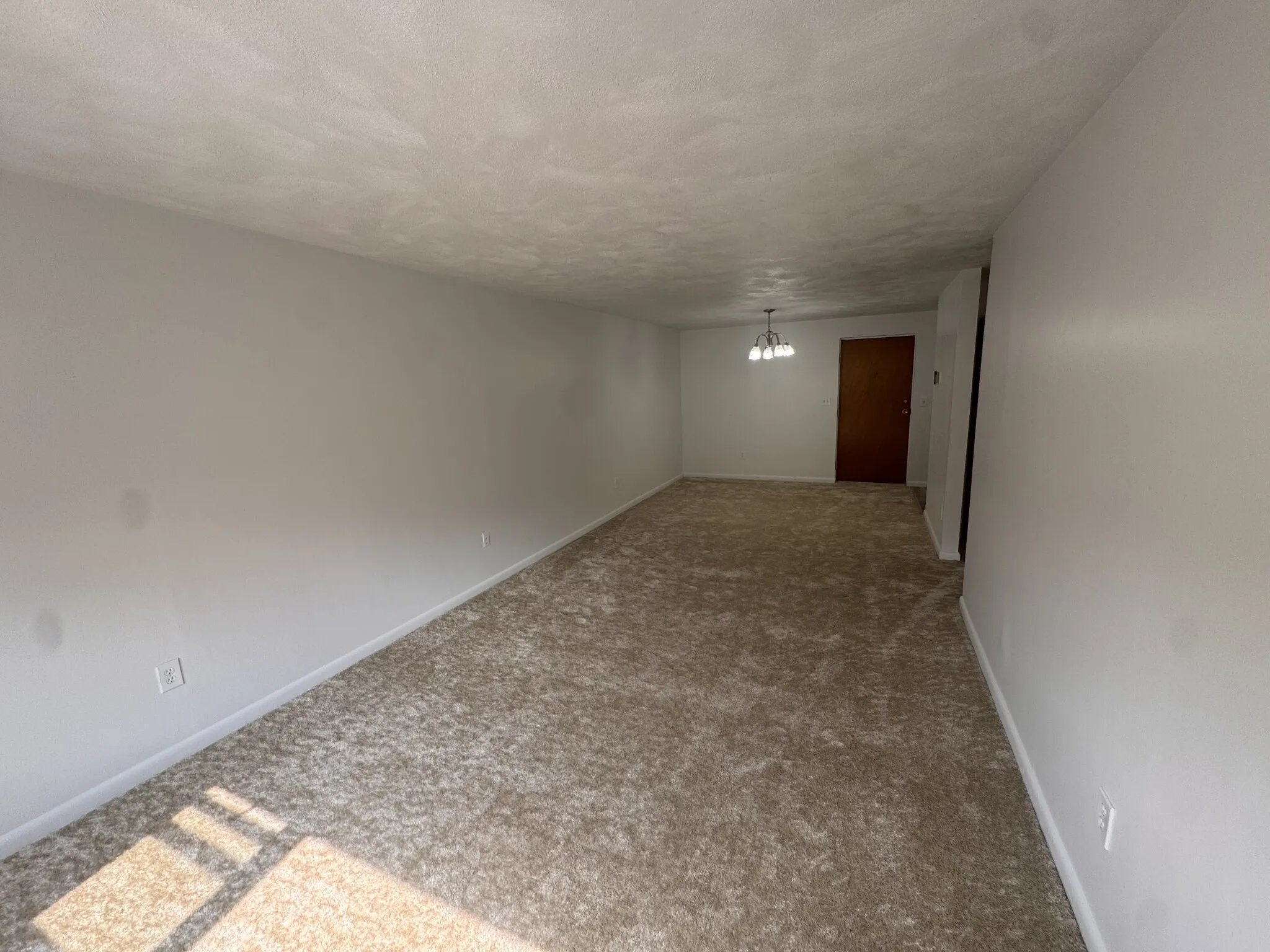 1 bed, 1 bath apartment for rent at 181 Lexington St Unit 28, Auburndale — photo 5 of 19