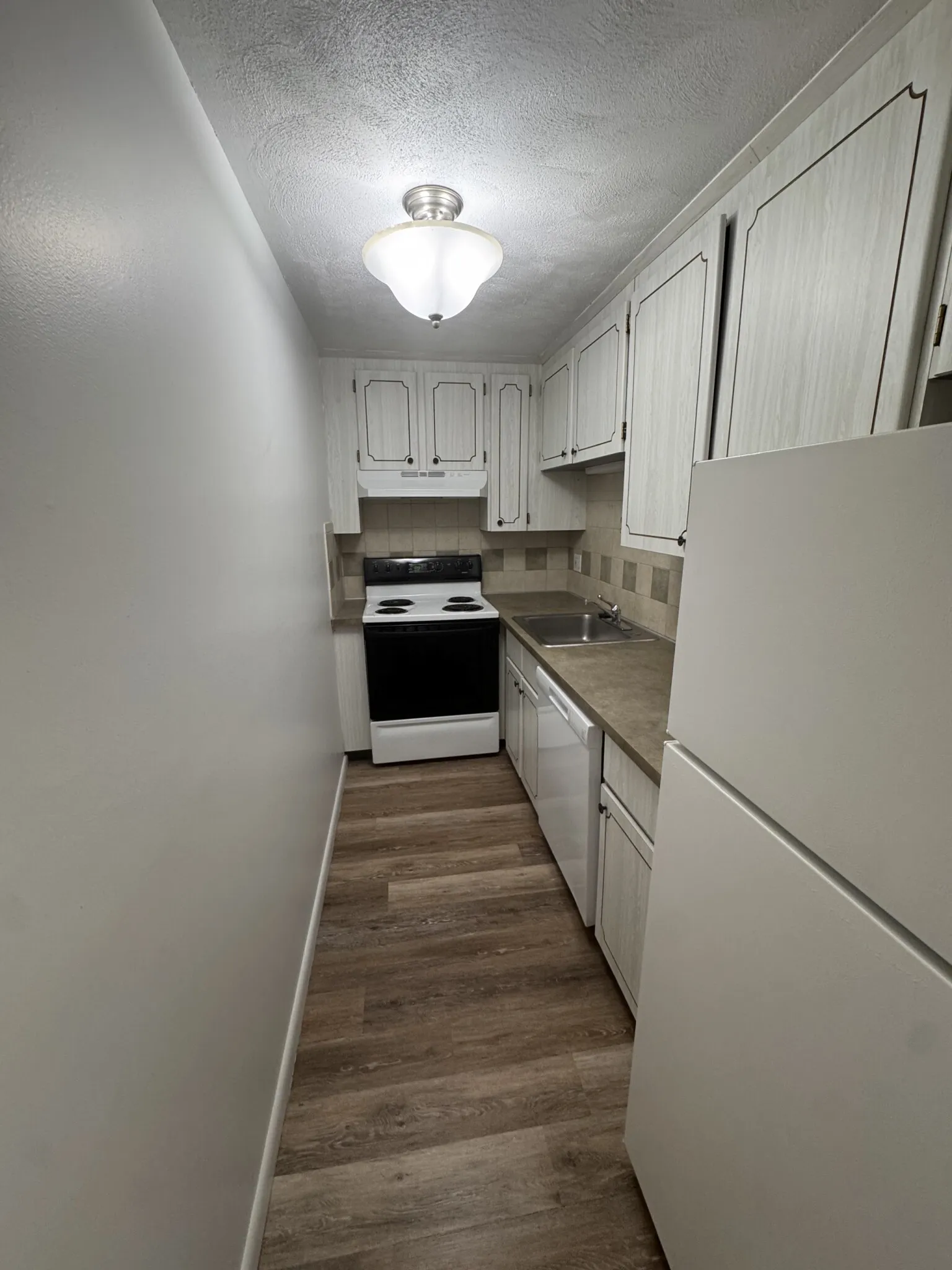 1 bed, 1 bath apartment for rent at 181 Lexington St Unit 28, Auburndale