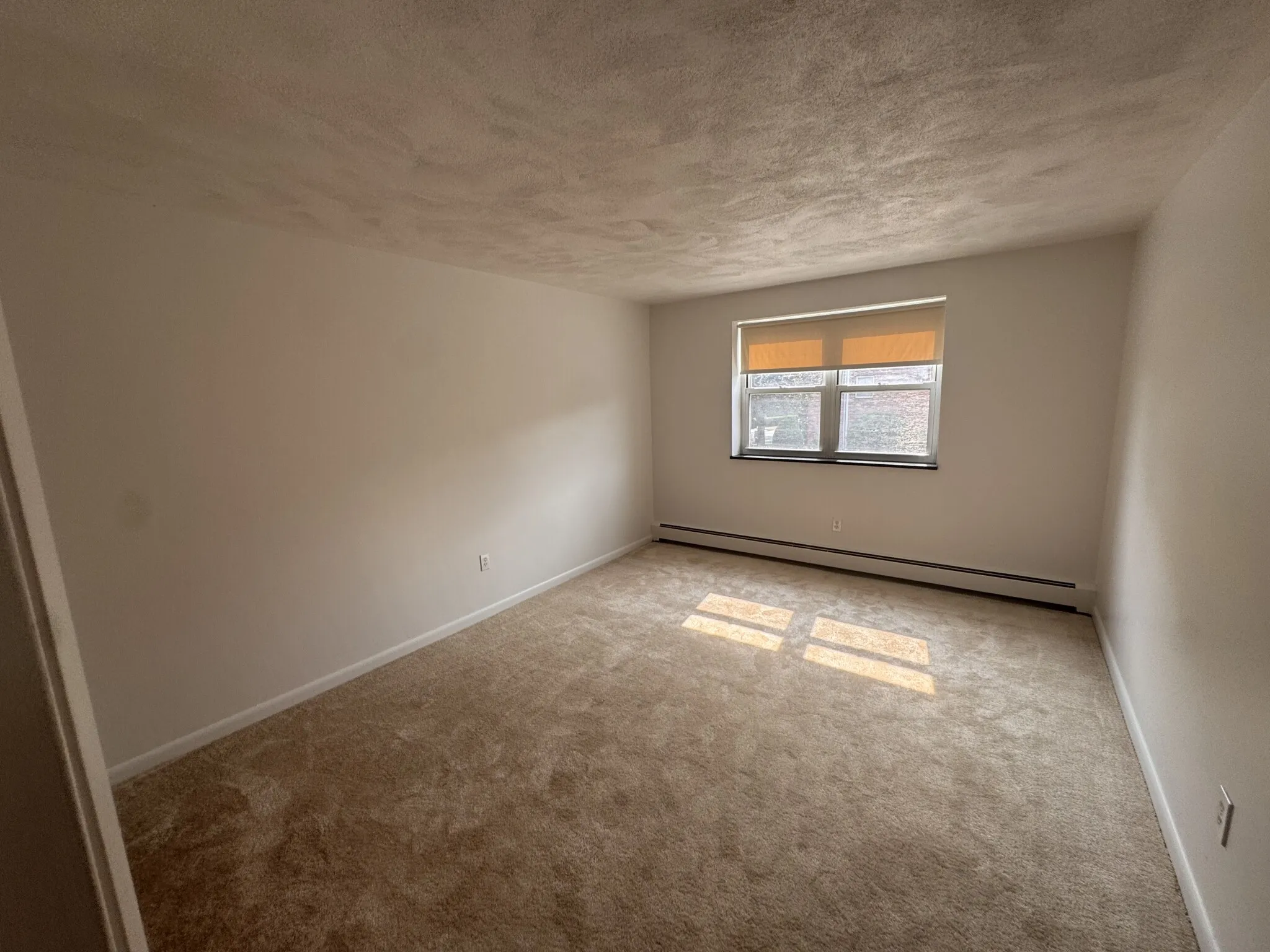 1 bed, 1 bath apartment for rent at 181 Lexington St Unit 28, Auburndale — photo 6 of 19