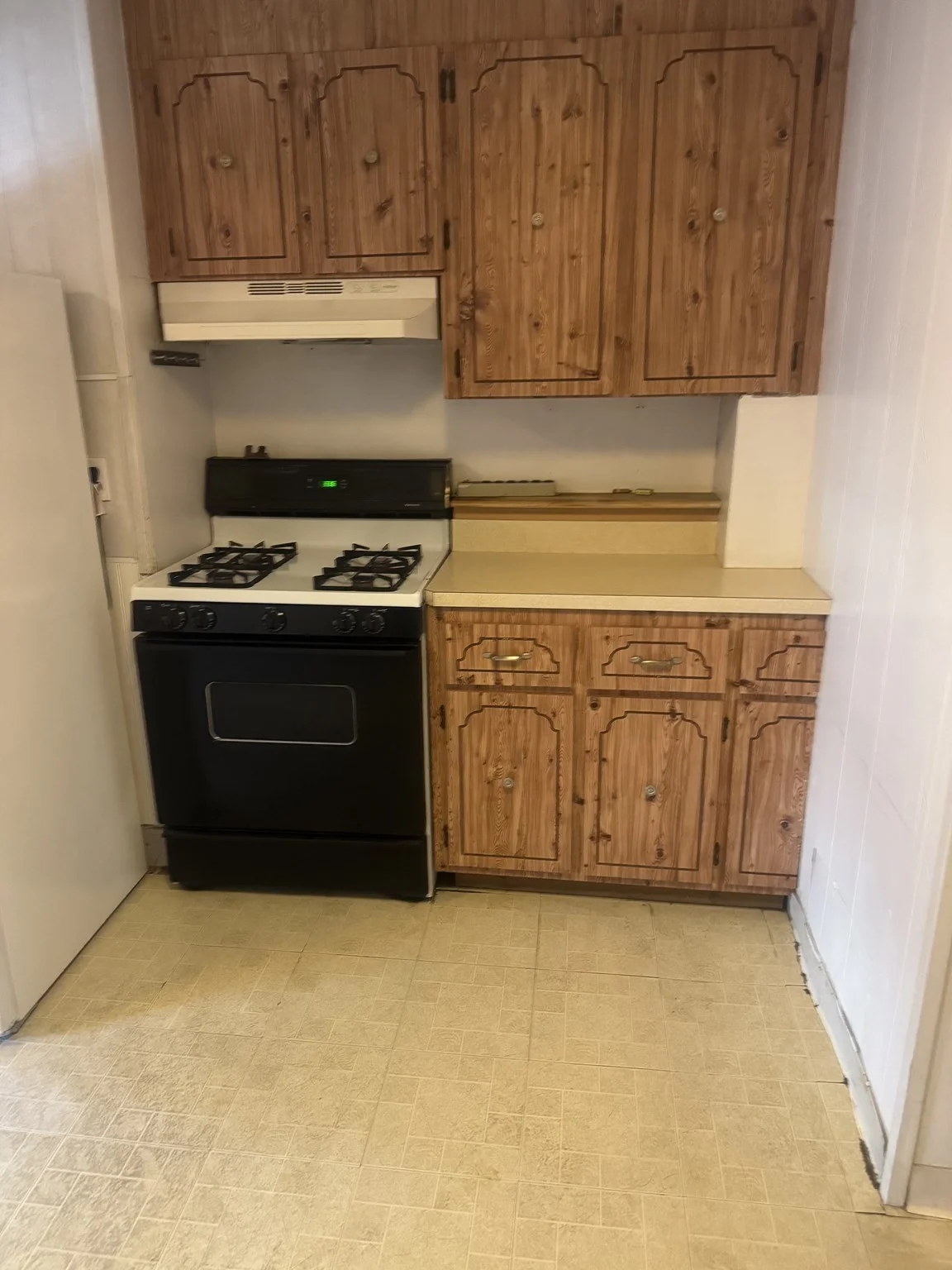 1 bed, 1 bath apartment for rent at 181 London St Unit 2, East Boston — photo 3 of 13