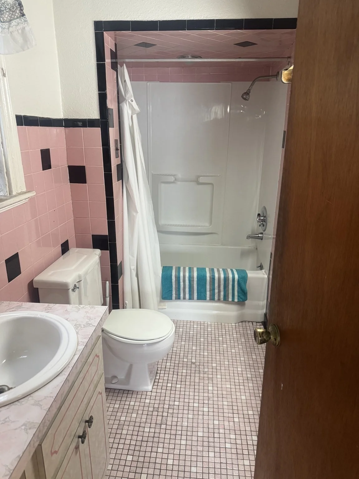 1 bed, 1 bath apartment for rent at 181 London St Unit 3, East Boston — photo 9 of 24