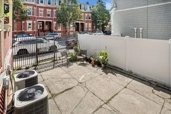 4 bed, 1 bath apartment for rent at 181 M St Unit 1, South Boston — photo 19 of 24
