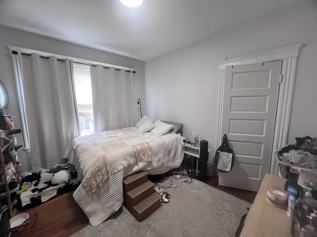 4 bed, 2 bath apartment for rent at 181 M St Unit 2, South Boston — photo 13 of 26