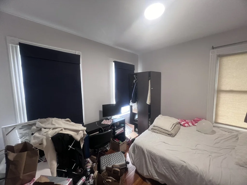 4 bed, 2 bath apartment for rent at 181 M St Unit 2, South Boston — photo 17 of 26