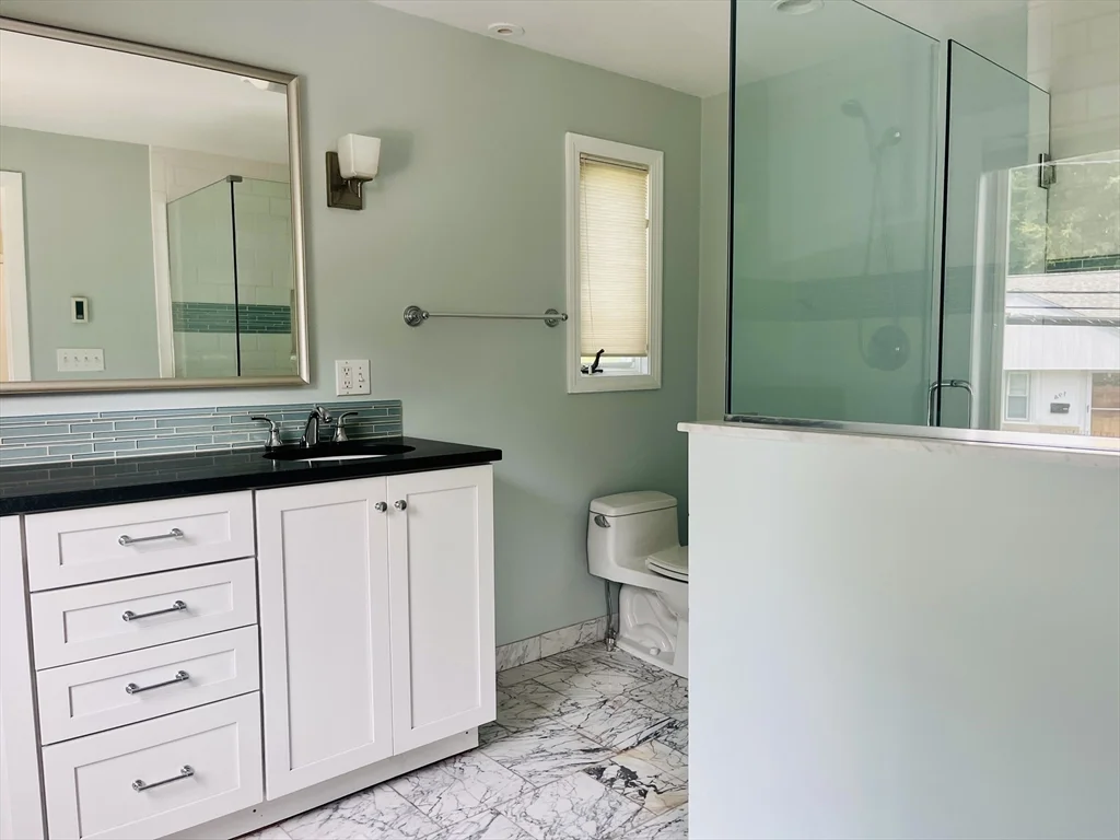 4 bed, 3 bath apartment for rent at 181 Moss Hill Rd, Jamaica Plain — photo 10 of 21