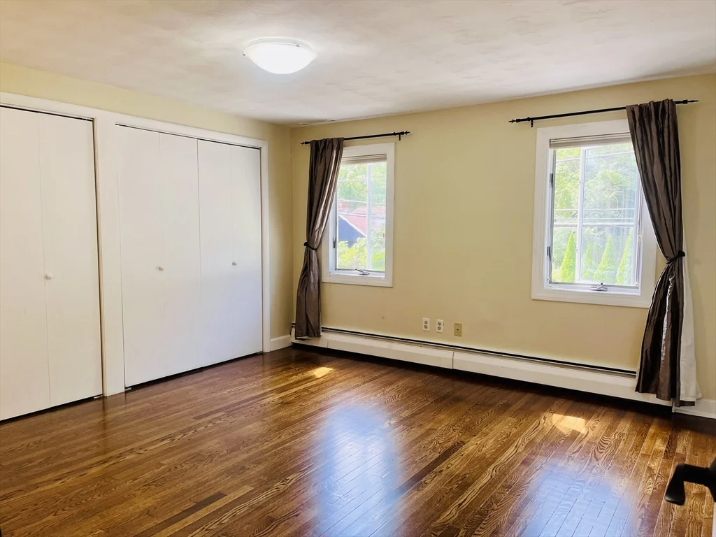 4 bed, 3 bath apartment for rent at 181 Moss Hill Rd, Jamaica Plain — photo 8 of 21