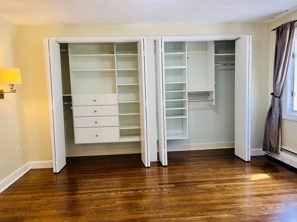 4 bed, 3 bath apartment for rent at 181 Moss Hill Rd, Jamaica Plain — photo 9 of 21