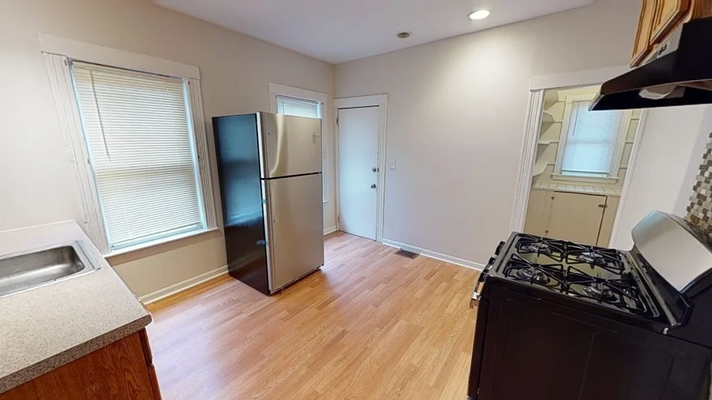 4 bed, 1 bath apartment for rent at 181 Norfolk St Unit 1, Dorchester — photo 4 of 23