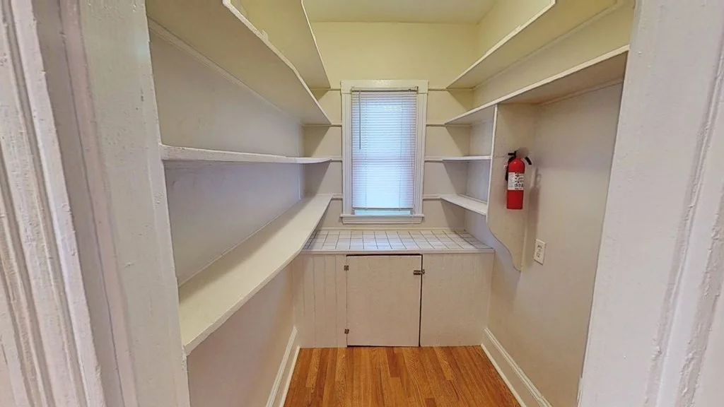 4 bed, 1 bath apartment for rent at 181 Norfolk St Unit 1, Dorchester — photo 3 of 23