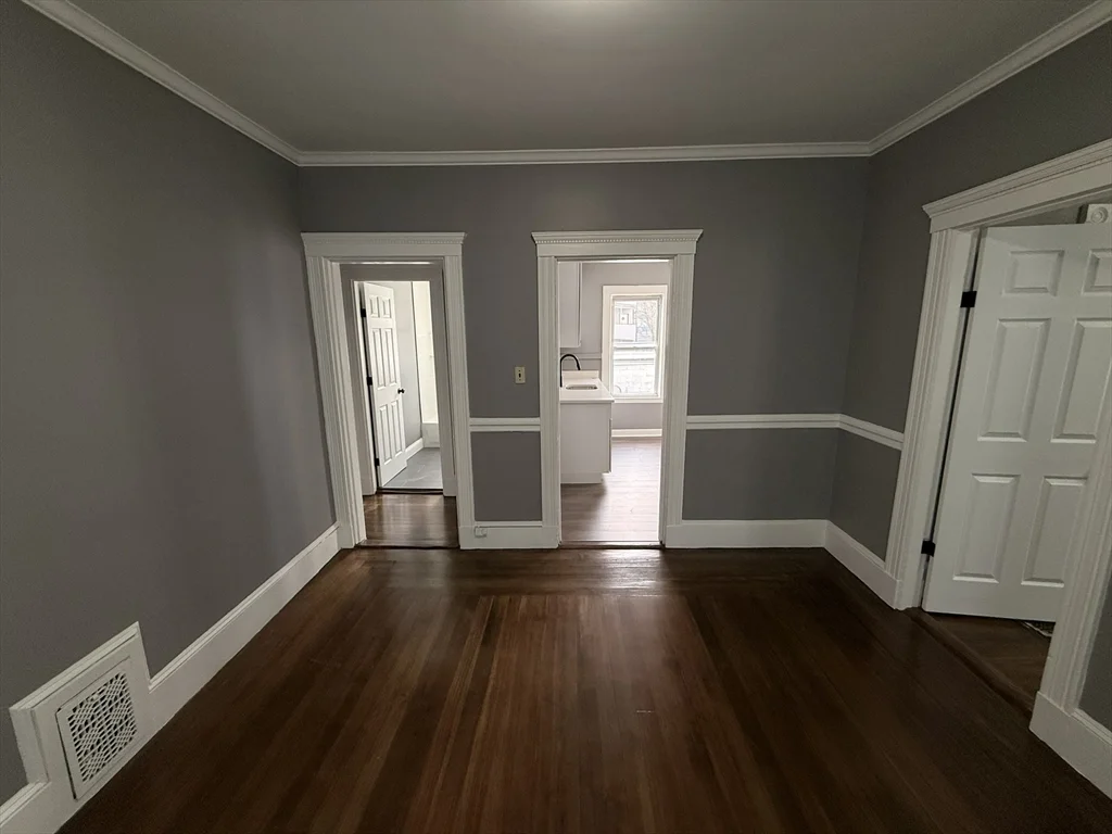 4 bed, 1 bath apartment for rent at 181 Norfolk St Unit 2, Dorchester — photo 14 of 18