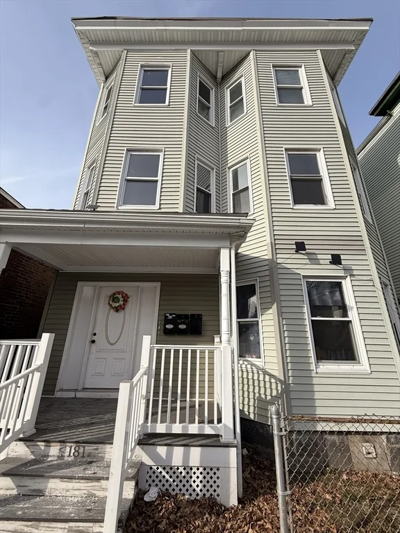 4 bed, 1 bath apartment for rent at 181 Norfolk St Unit 2, Dorchester