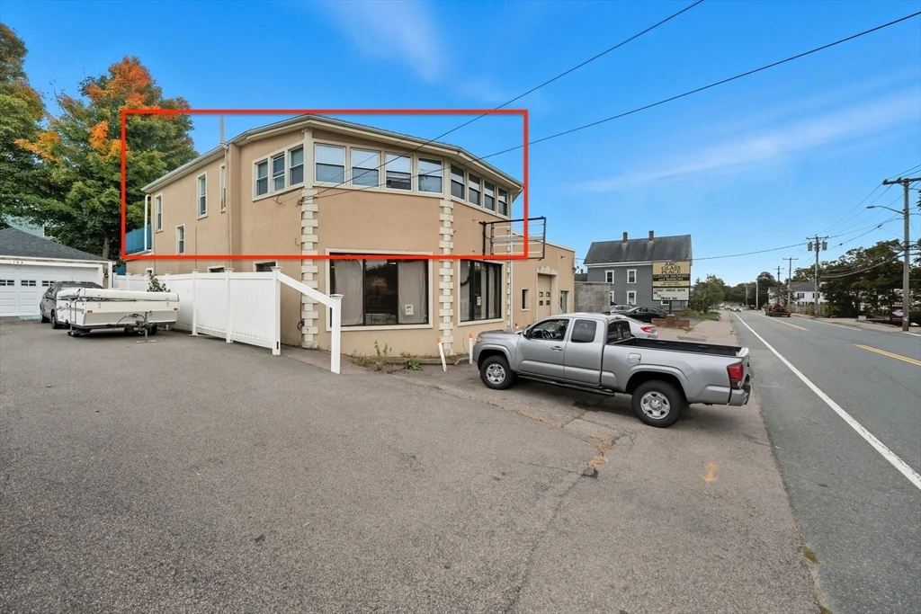 2 bed, 1 bath apartment for rent at 181 Park St Unit 1, North Attleboro — photo 1 of 22