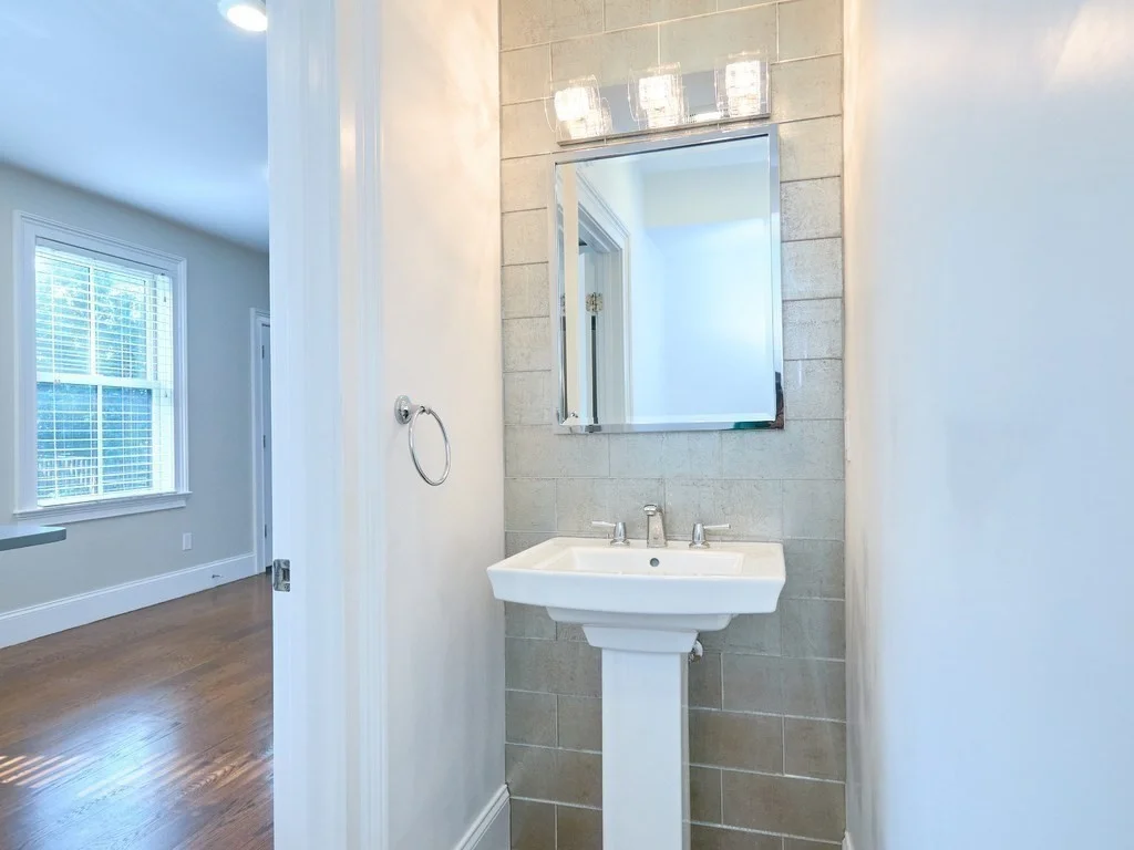 3 bed, 3 bath apartment for rent at 181 Putnam Ave Unit 181, Riverside — photo 7 of 20