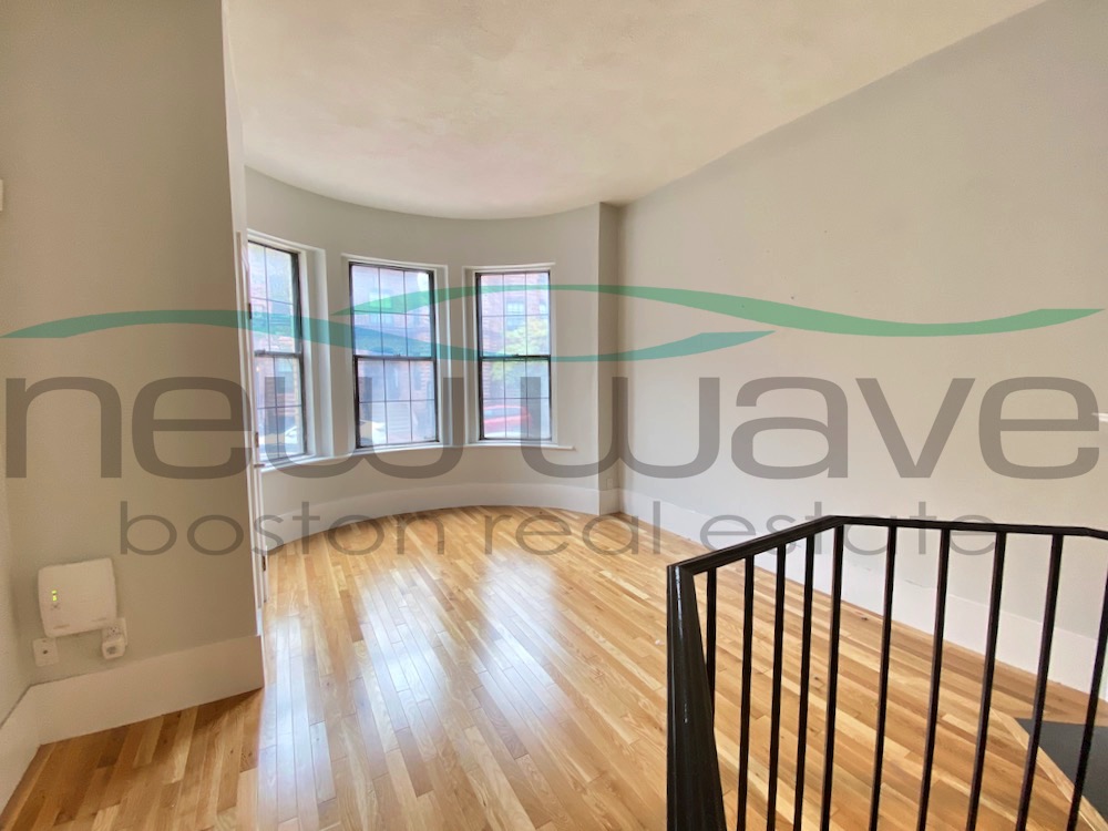 1 bed, 1 bath apartment for rent at 181 Saint Botolph St Unit 1, Back Bay — photo 2 of 9
