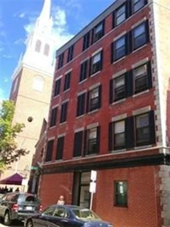 Studio bed, 1 bath apartment for rent at 181 Salem St Unit 7, North End — photo 1 of 3