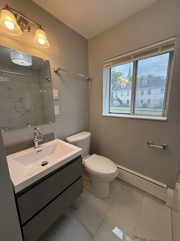 Studio bed, 1 bath apartment for rent at 181 School St Unit 5, Waltham — photo 11 of 12