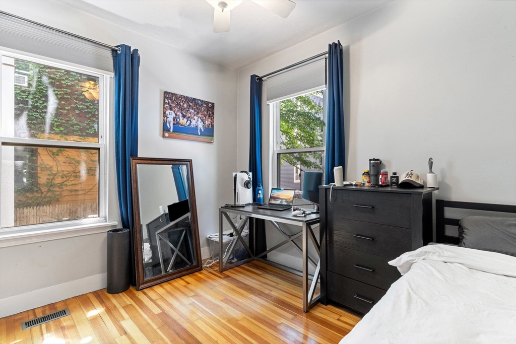 2 bed, 1 bath apartment for rent at 181 5th St Unit 1, South Boston — photo 9 of 18